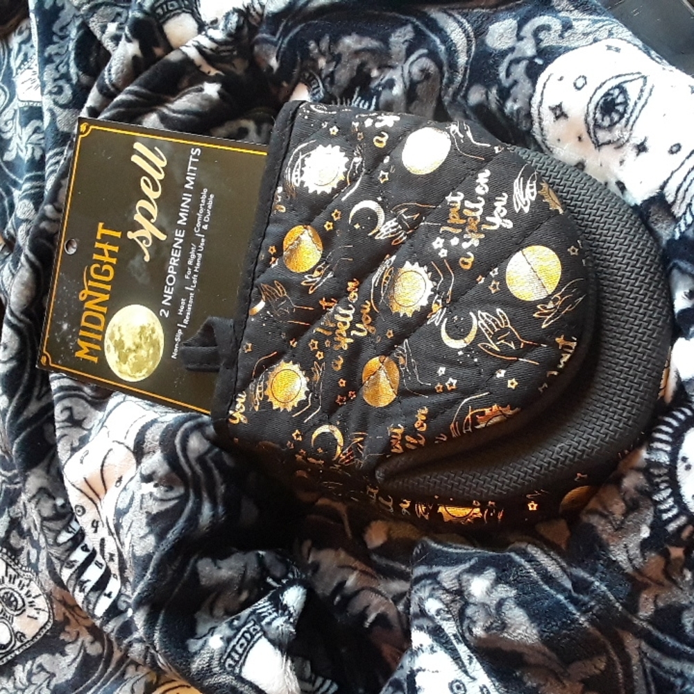 COPY - Midnight Spell Neoprene Mini Oven Mitts